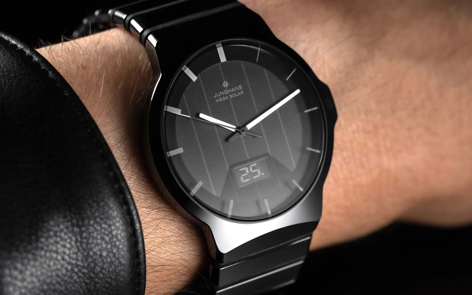 Junghans Force Mega Solar