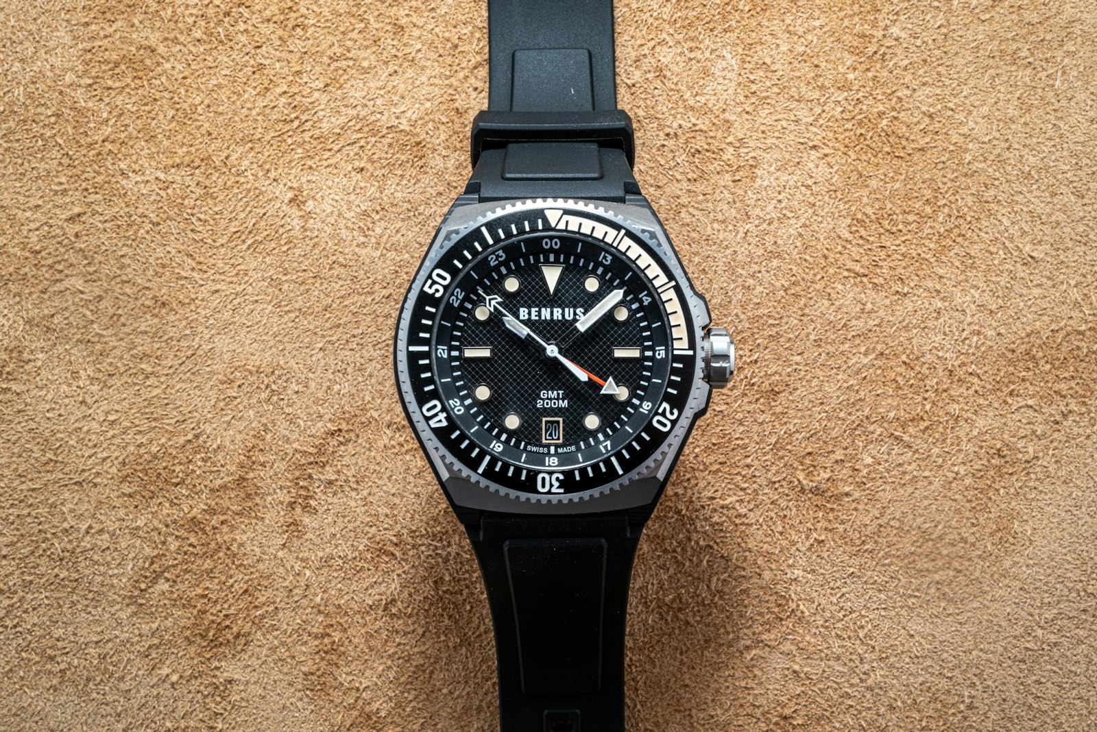Чёрный циферблат Type 3X