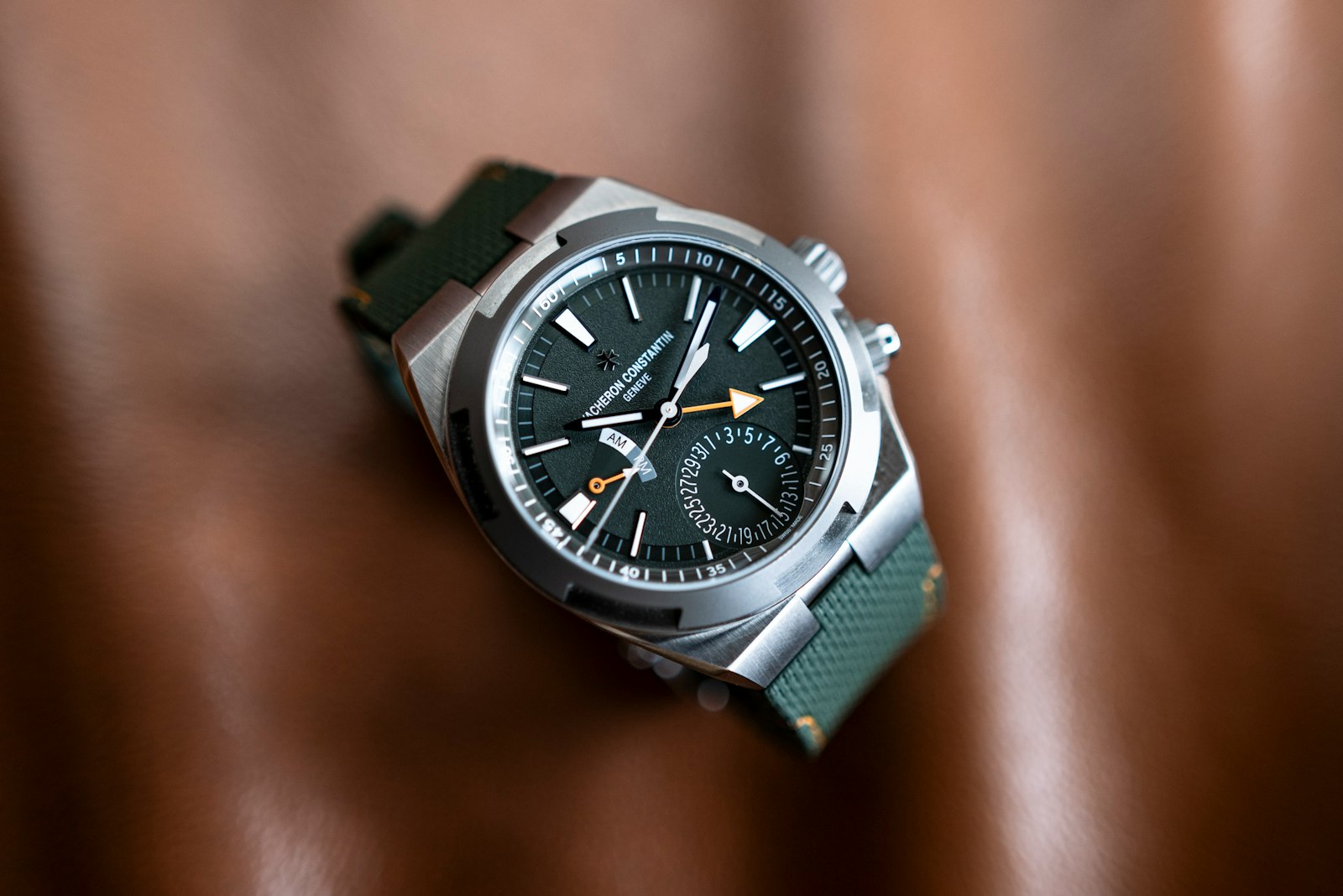 Overseas Dual Time Cardinal Points «West» на запястье