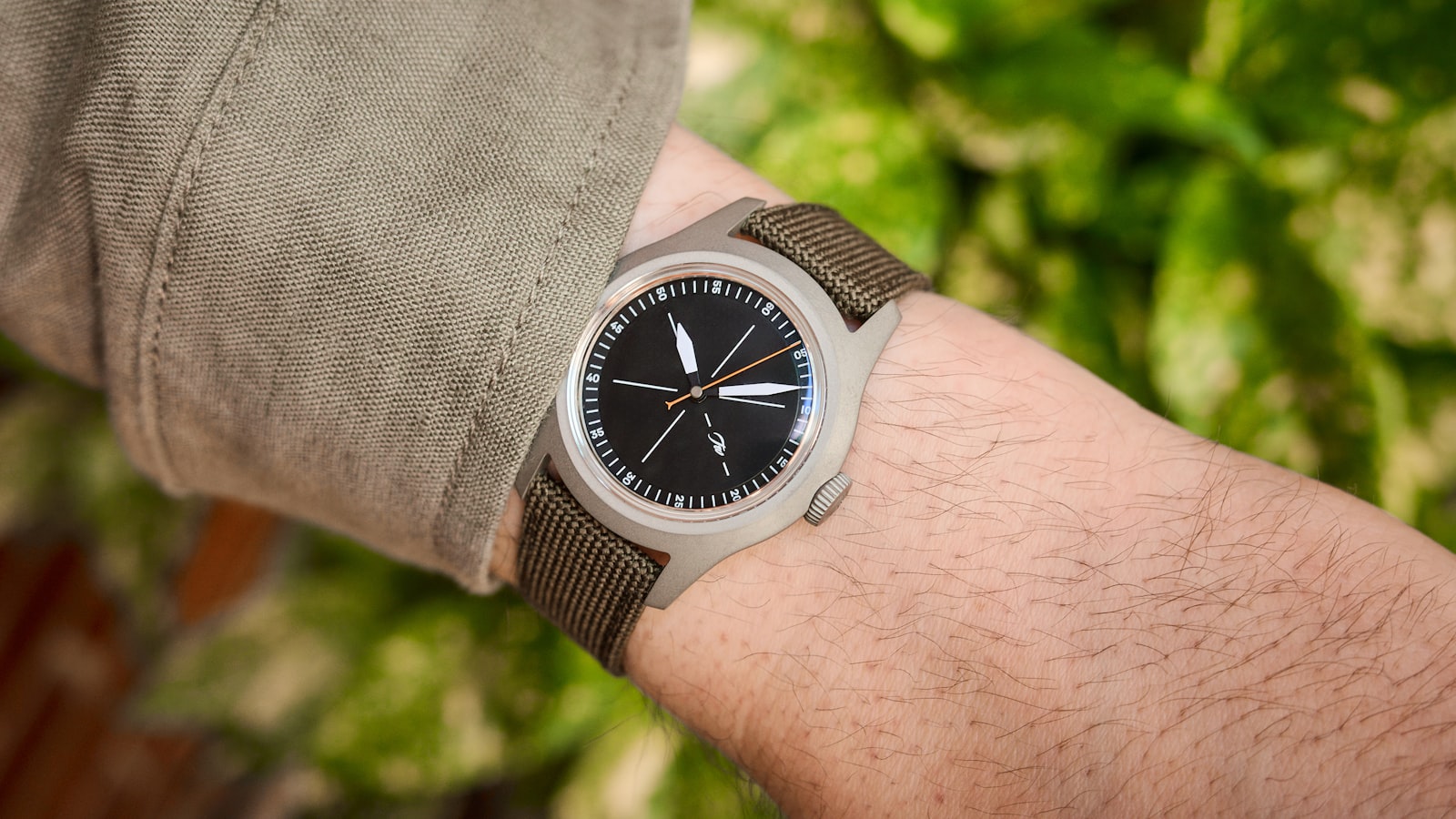 Temporal Works Series A «Rambler»: field-часы от The Armoury