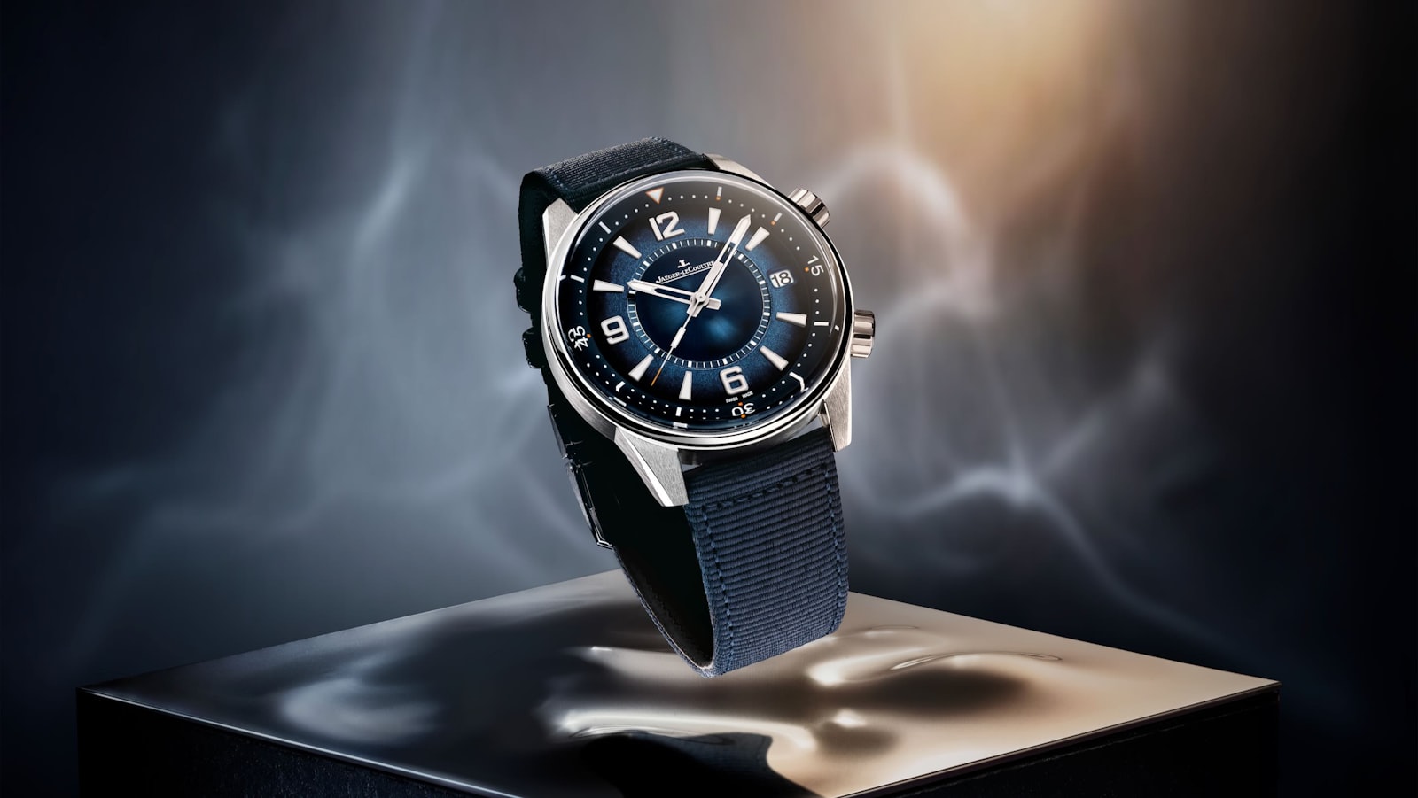 Jaeger-LeCoultre представила Polaris Date в 40 мм